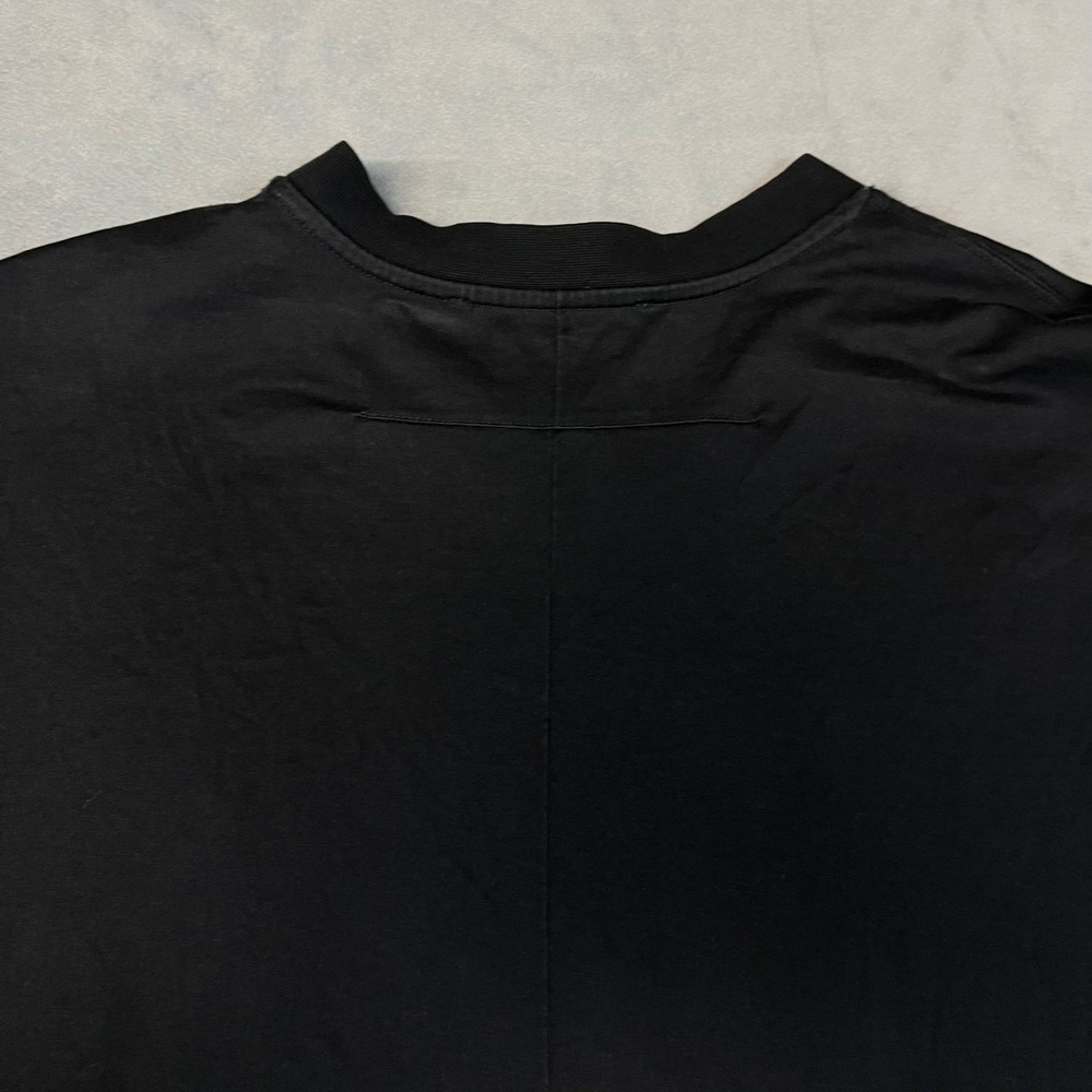 Givenchy Star Black T-Shirt Men's Size  Medium Columbian Fit - Picture 11 of 11